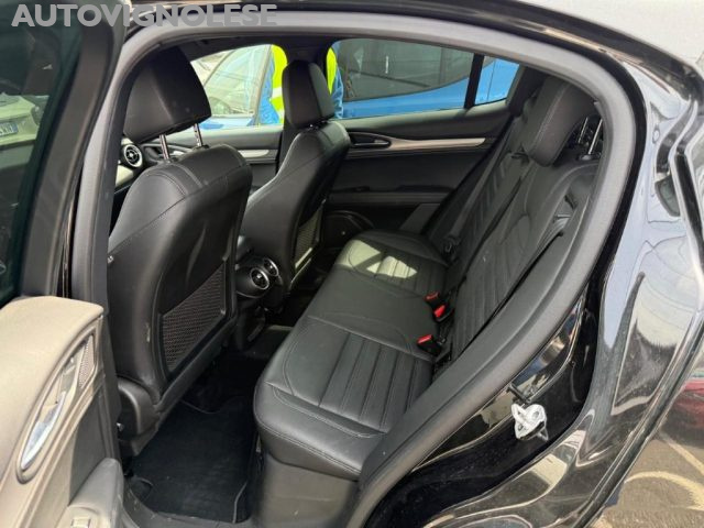 Alfa Romeo Stelvio 2.2 Turbodiesel 210 CV AT8 Q4 Veloce-VARI COLORI - foto 4 di 4