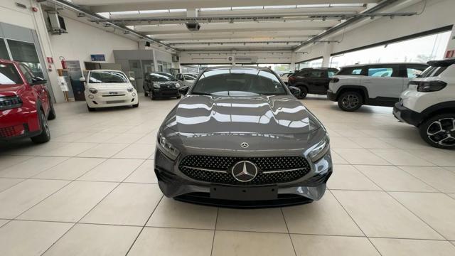 Mercedes-Benz A 200 d Automatic AMG Line Advanced - foto 2 di 4
