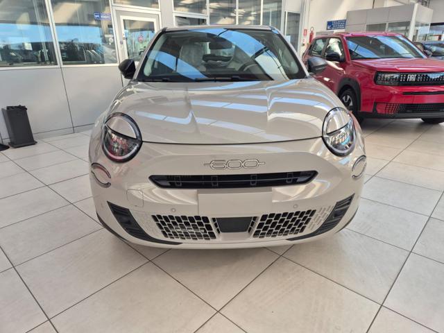 Fiat 600 1.2 Business 100cv - foto 2 di 4