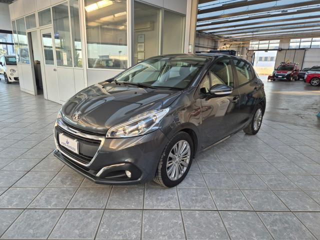 Peugeot 208 1° serie PureTech 82 5p. GPL Allure-bella bella, del 2017, 189.000 km, in vendita a Vignola (MO)