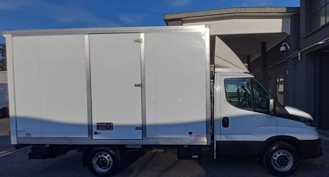 Iveco Daily 35S14H 3750 2.3 HPT SPONDA IDRAULICA BOXATO - foto 2 di 4