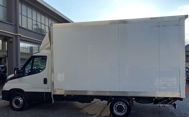 Iveco Daily 35S14H 3750 2.3 HPT SPONDA IDRAULICA BOXATO - foto 3 di 4