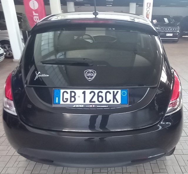 Lancia Ypsilon 1.2 69 CV 5 porte GPL Ecochic Elefantino Blu - foto 3 di 4