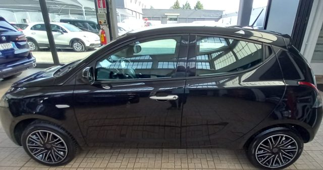 Lancia Ypsilon 1.0 FireFly 5 porte S&S Hybrid Ecochic Gold - foto 3 di 4