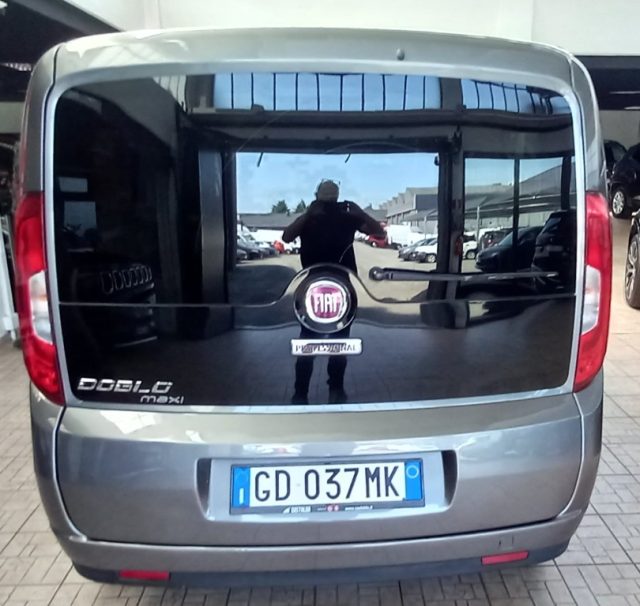 Fiat Doblo Dobl� 1.6 MJT 120CV S&S PL Combi Maxi XL N1 Lounge - foto 3 di 4