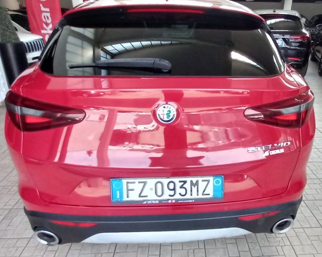 Alfa Romeo Stelvio 2.2 Turbodiesel 160 CV AT8 2WD Business - foto 3 di 4