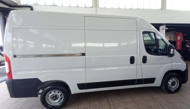 Fiat Ducato 33 2.2 Mjt 140CV PM-TA Furgone 3 POSTI - foto 2 di 4