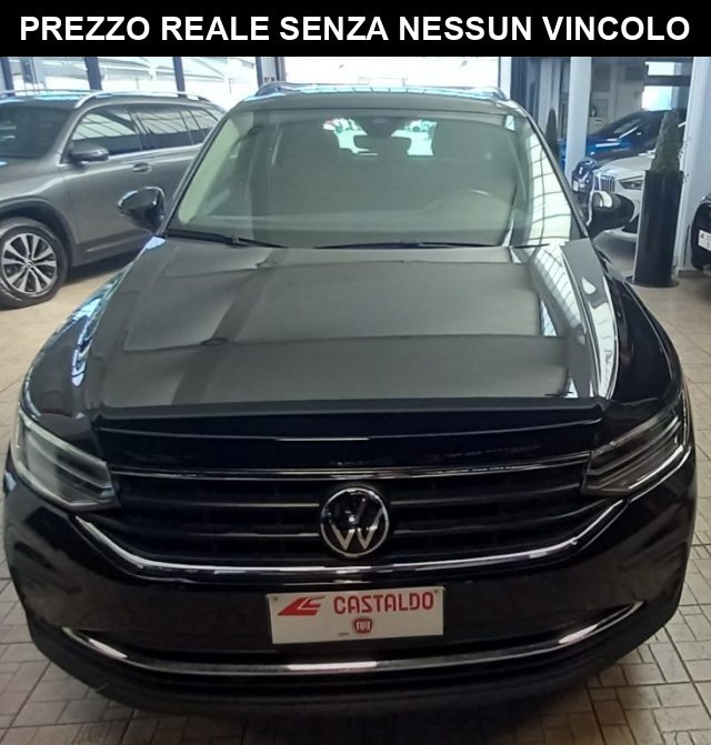 Volkswagen Tiguan 2.0 TDI 150 CV SCR DSG Life, del 2024, 47.000 km, in vendita a Torino (TO)