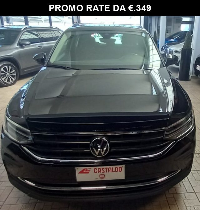Volkswagen Tiguan 2.0 TDI 150 CV SCR DSG Life usato a TORINO