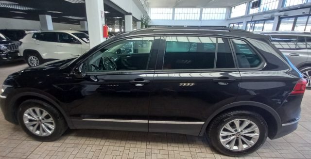 Volkswagen Tiguan 2.0 TDI 150 CV SCR DSG Life - foto 4 di 4