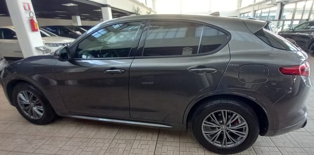 Alfa Romeo Stelvio 2.2 Turbodiesel 210 CV AT8 Q4 Veloce - foto 2 di 4
