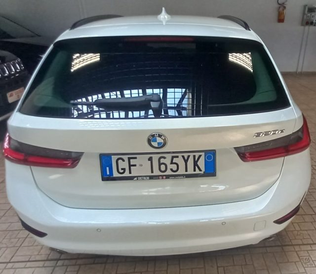 BMW 320 e Touring - foto 3 di 4