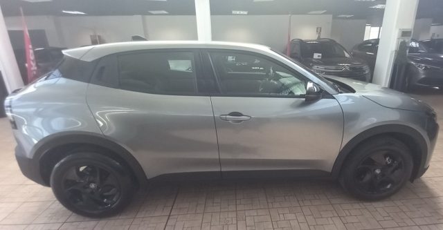 Alfa Romeo Junior 1.2 136 CV Hybrid eDCT6 - foto 4 di 4