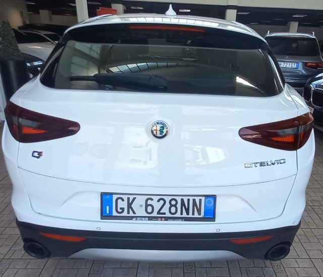 Alfa Romeo Stelvio 2.2 Turbodiesel 190 CV AT8 Q4 Business - foto 4 di 4