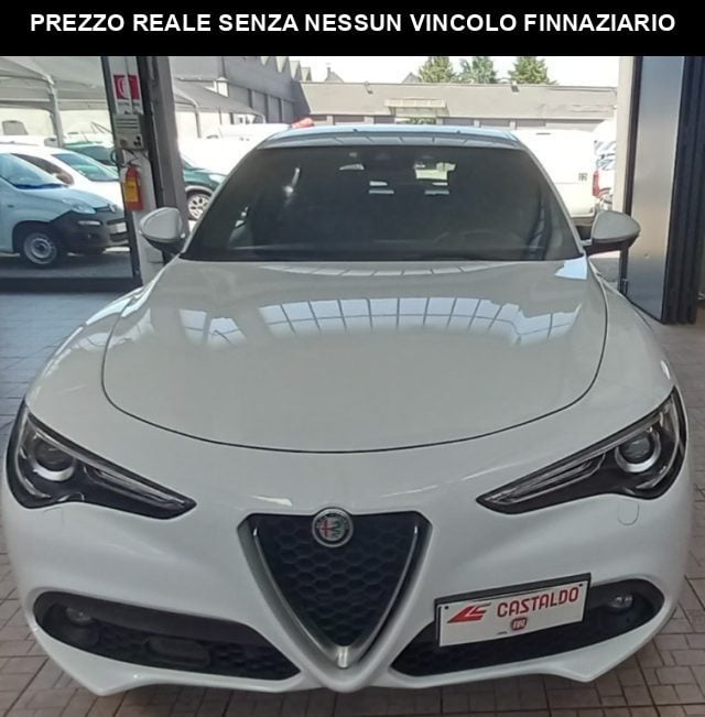 Alfa Romeo Stelvio 2.2 Turbodiesel 190 CV AT8 Q4 Business, del 2022, 77.000 km, in vendita a Torino (TO)