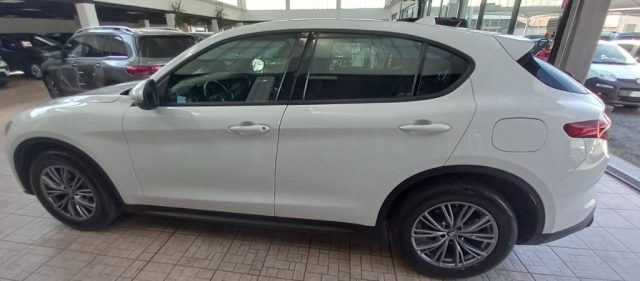 Alfa Romeo Stelvio 2.2 Turbodiesel 190 CV AT8 Q4 Business - foto 3 di 4