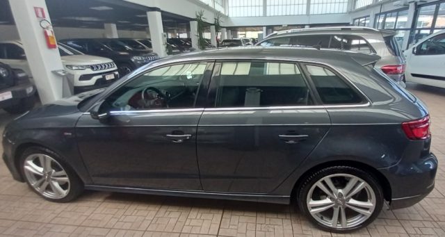 Audi A3 SPB 30 TDI Sport - foto 4 di 4