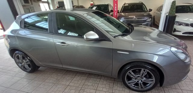 Alfa Romeo Giulietta 1.6 JTDm 120 CV Super - foto 2 di 4