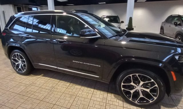 Jeep Grand Cherokee 2.0 PHEV ATX 4xe Summit Reserve - foto 2 di 4