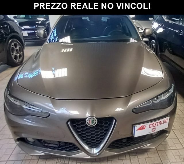 Alfa Romeo Giulia 2.2 Turbodiesel 180 CV Super MANUALE, del 2018, 37.000 km, in vendita a Torino (TO)
