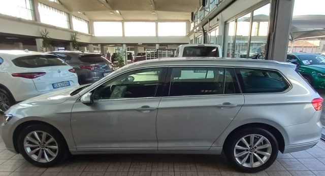 Volkswagen Passat Variant 2.0 TDI SCR EVO Business - foto 2 di 16