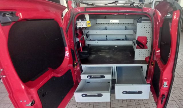 Fiat Fiorino 1.3 MJT 95 CV Adventure, del 2017, 55.000 km, in vendita a Torino (TO)