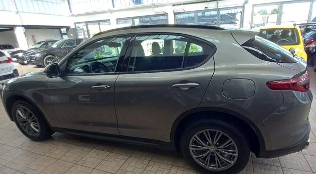 Alfa Romeo Stelvio 2.2 Turbodiesel 190 CV AT8 Q4 Business - foto 4 di 4