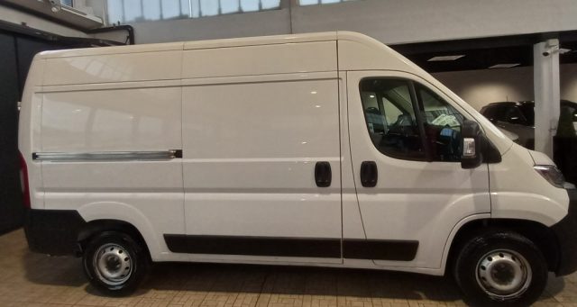 Fiat Ducato 33 2.2 Mjt 140CV PASSO MEDIO TETTO ALTO - foto 2 di 11