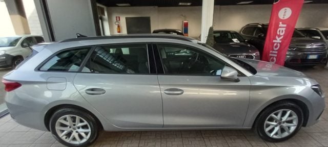 SEAT Leon Sportstourer 2.0 TDI 150 CV DSG Style - foto 2 di 4