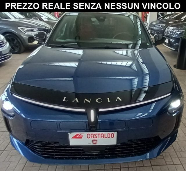 Lancia Ypsilon 54 kWh LX, del 2025, 12.000 km, in vendita a Torino (TO)