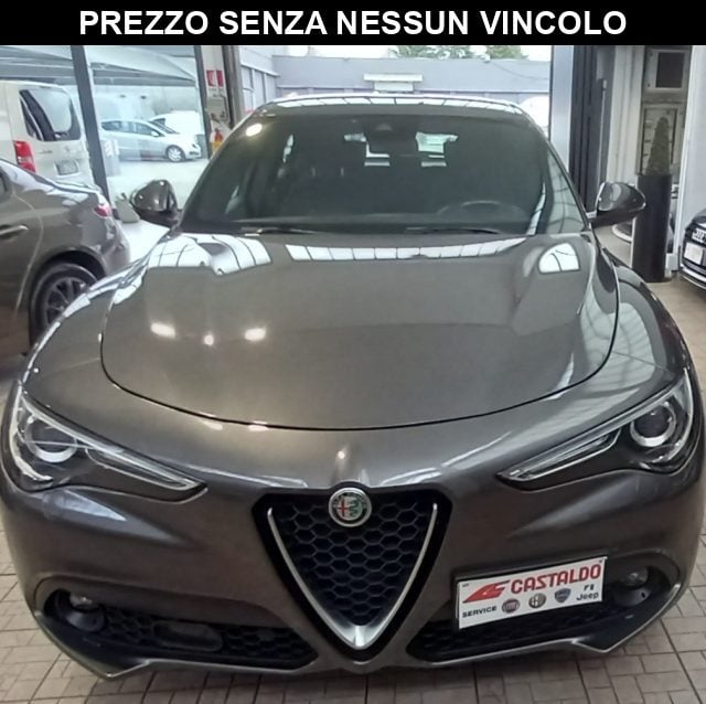 Alfa Romeo Stelvio 2.2 Turbodiesel 190 CV AT8 Q4 Business, del 2022, 48.000 km, in vendita a Torino (TO)