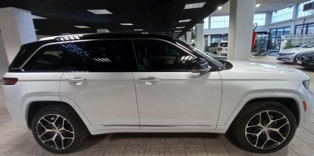 Jeep Grand Cherokee 2.0 PHEV ATX 4xe Summit Reserve - foto 2 di 4