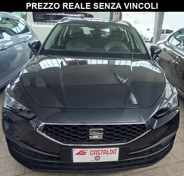 SEAT Leon Sportstourer 2.0 TDI 150 CV DSG Style, del 2024, 66.000 km, in vendita a Torino (TO)