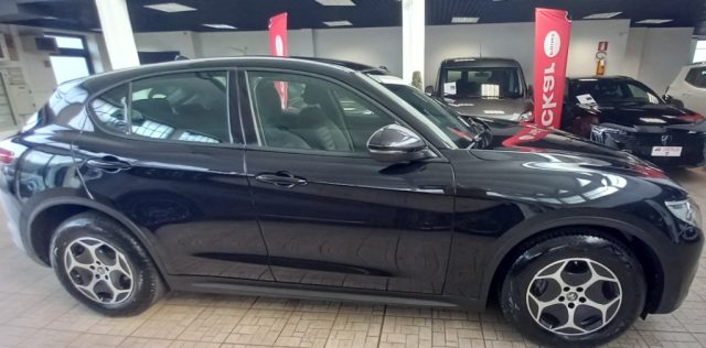 Alfa Romeo Stelvio 2.2 Turbodiesel 160 CV AT8 RWD Business - foto 2 di 4