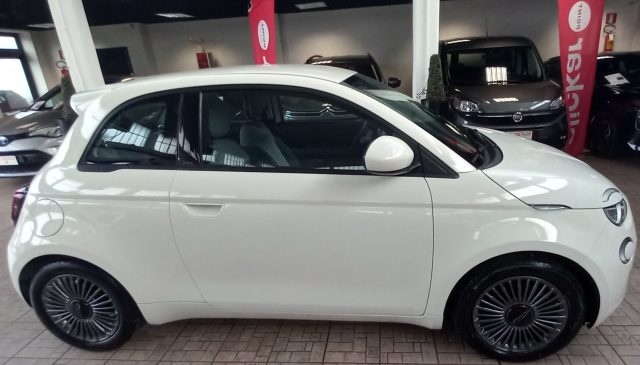 Fiat 500e Berlina 42 kWh Icon - foto 2 di 4