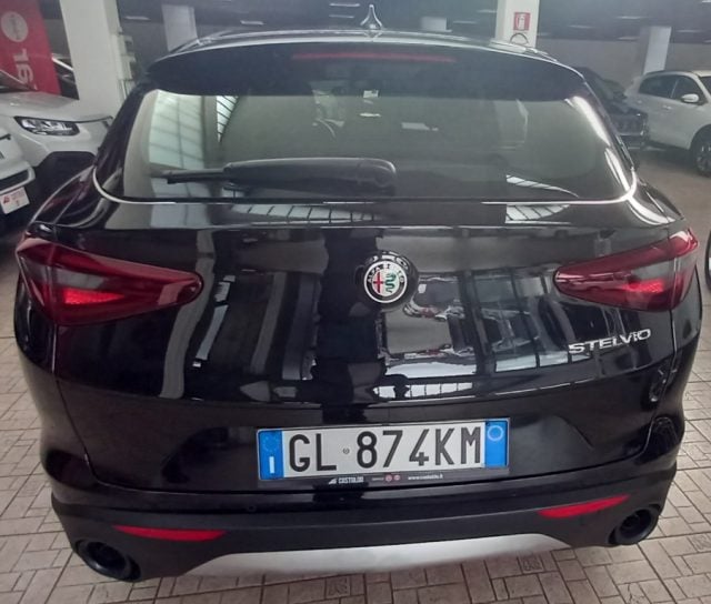 Alfa Romeo Stelvio 2.2 Turbodiesel 160 CV AT8 RWD Business - foto 4 di 4