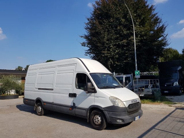 Iveco Daily S210cvl4h3 rate senza banche anticipo 4700euro - foto 2 di 4