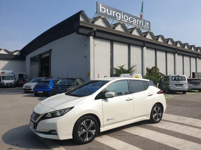 Nissan Leaf Tekna 40 kWh usato a NOVEDRATE