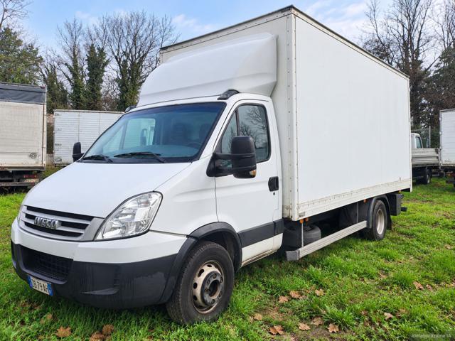 Iveco Daily 65 q sponda idraulica astecamion24.com, del 2010, 309.000 km, in vendita a Novedrate (CO)
