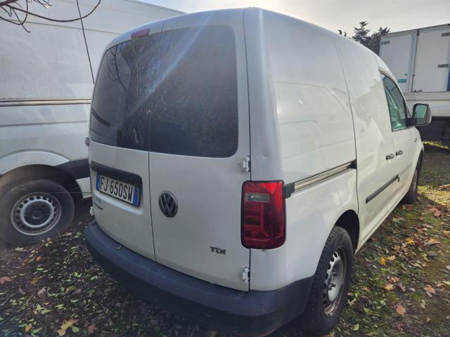Volkswagen Caddy euro 6b 2.0TDI - foto 2 di 4
