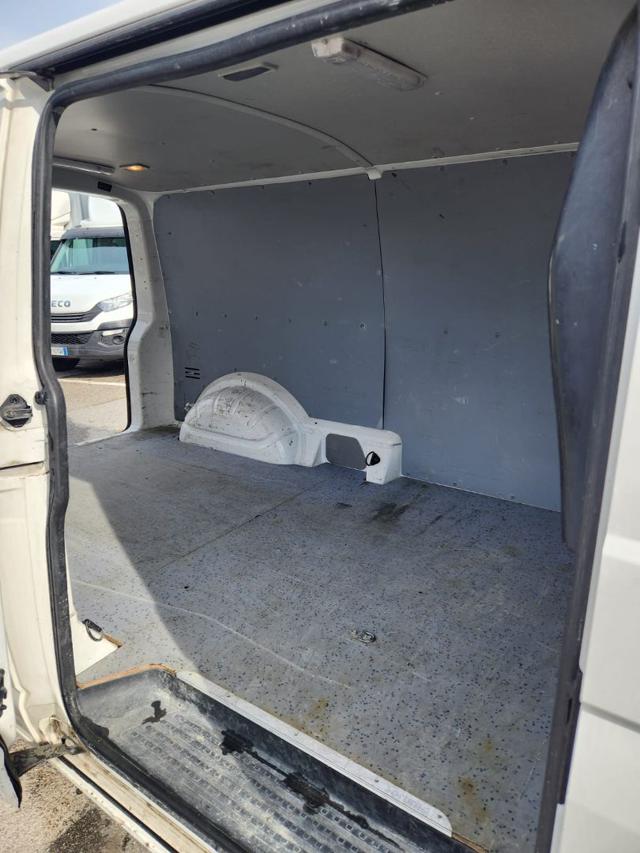 Volkswagen Transporter 2.0 140cv RATE SENZA FINANZIARIE - foto 2 di 4