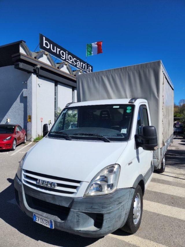 Iveco Daily TELONATO RATE SENZA FINANZIARIE - foto 3 di 4
