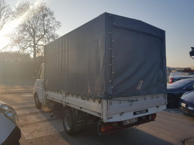 Iveco Daily 35.8 Telonato usato a NOVEDRATE