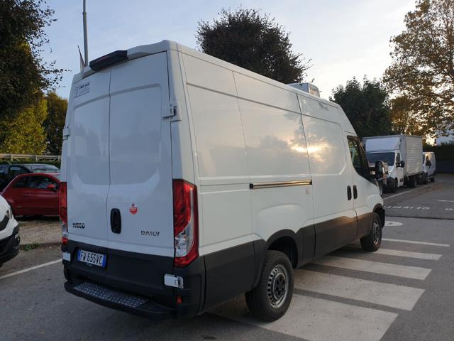 Iveco Daily frigorifero con atp - foto 3 di 4