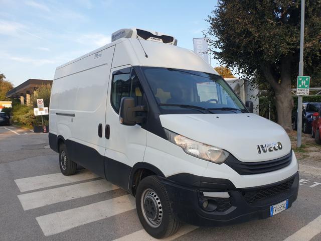 Iveco Daily frigorifero con atp - foto 2 di 4