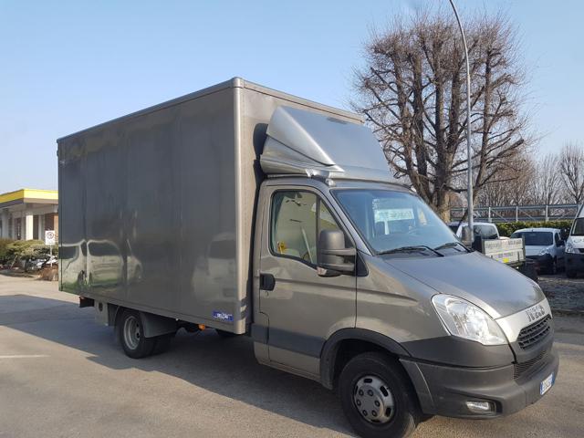 Iveco Daily furgone in alluminio - foto 2 di 4