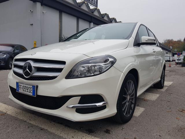 Mercedes-Benz B 250 e Sport astecamion24 .com - foto 2 di 4