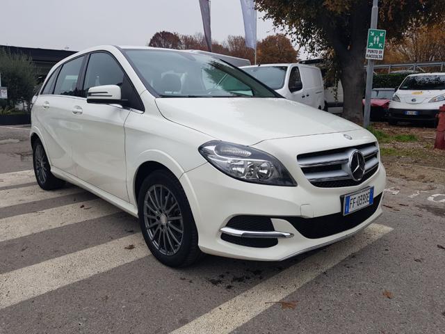 Mercedes-Benz B 250 e Sport astecamion24 .com - foto 4 di 4
