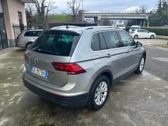 Volkswagen Tiguan 2.0 TDI SCR Business BlueMotion Technology - foto 2 di 4