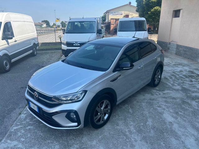 Volkswagen Taigo 1.0 TSI 110 CV DSG R-Line - foto 3 di 4
